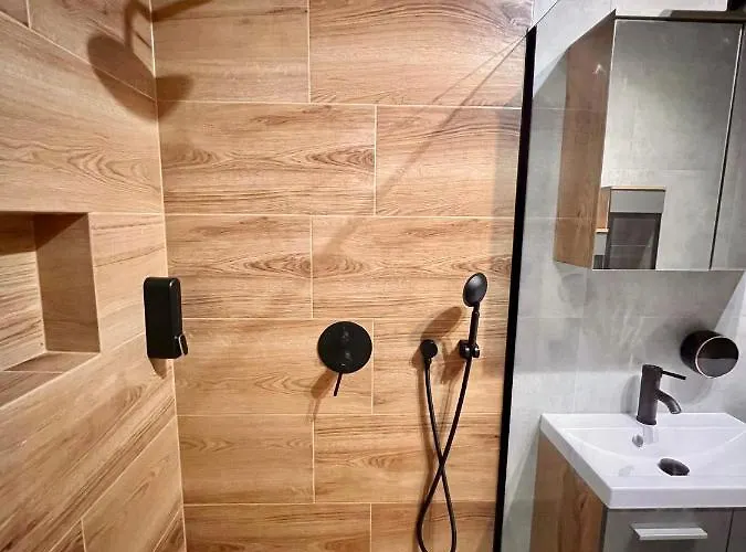 Drewnowska 77 Manufaktura * Łódź